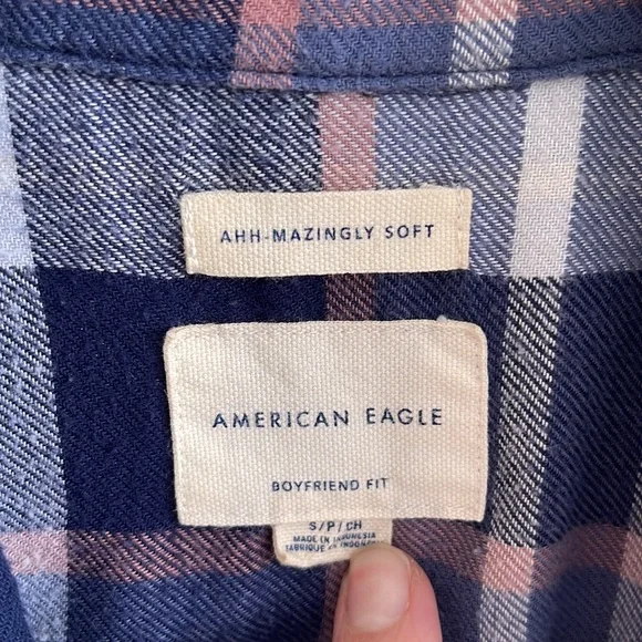 AE plaid button up - Picture 2 of 5